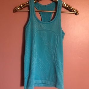 Lululemon tank top